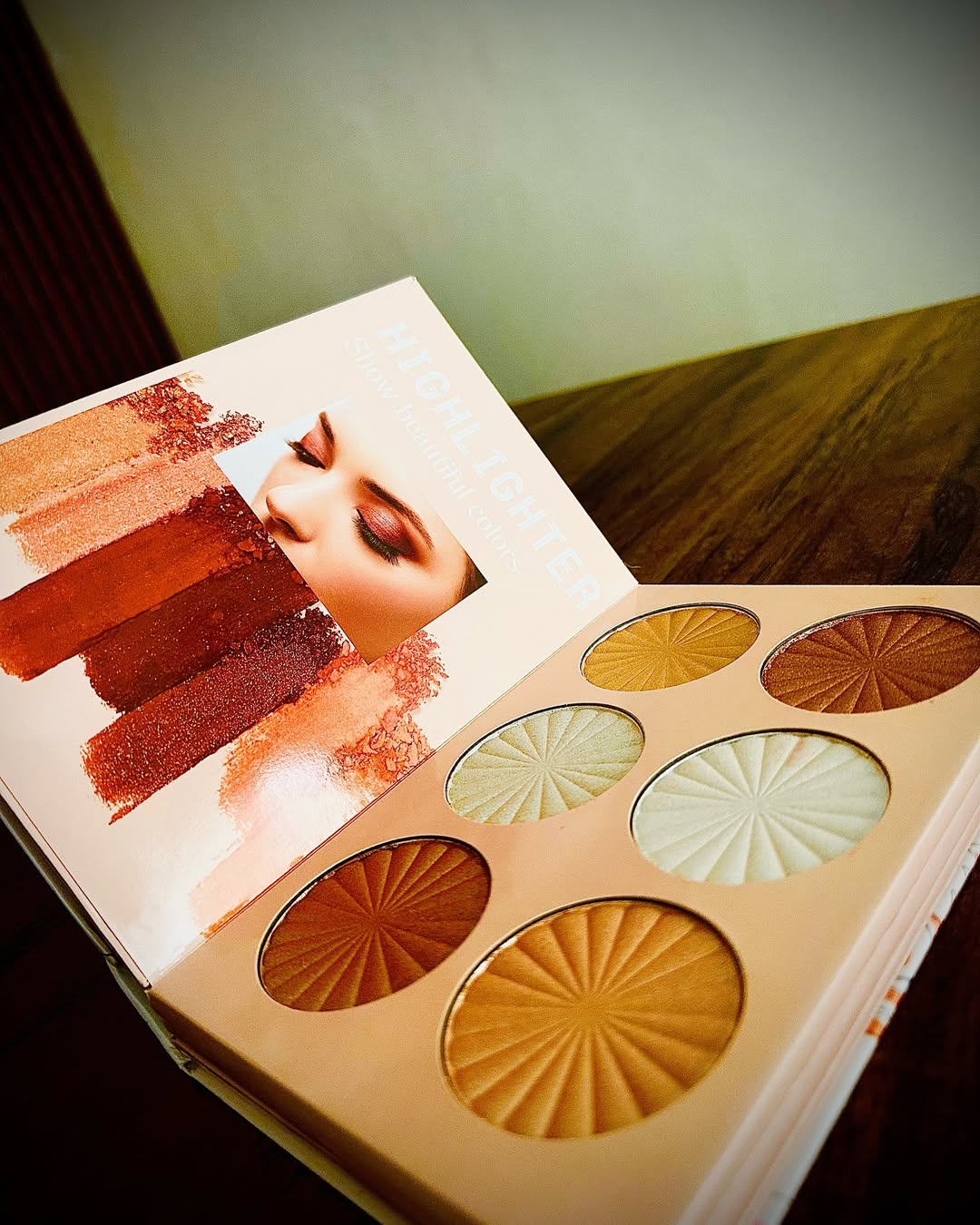 Mocallure 4 in 1 Original Professional Makeup Book Palette – All-in-One Eyeshadow, Eyebrow Powder, Concealer, Blusher & Highlighter Kit - Image 5