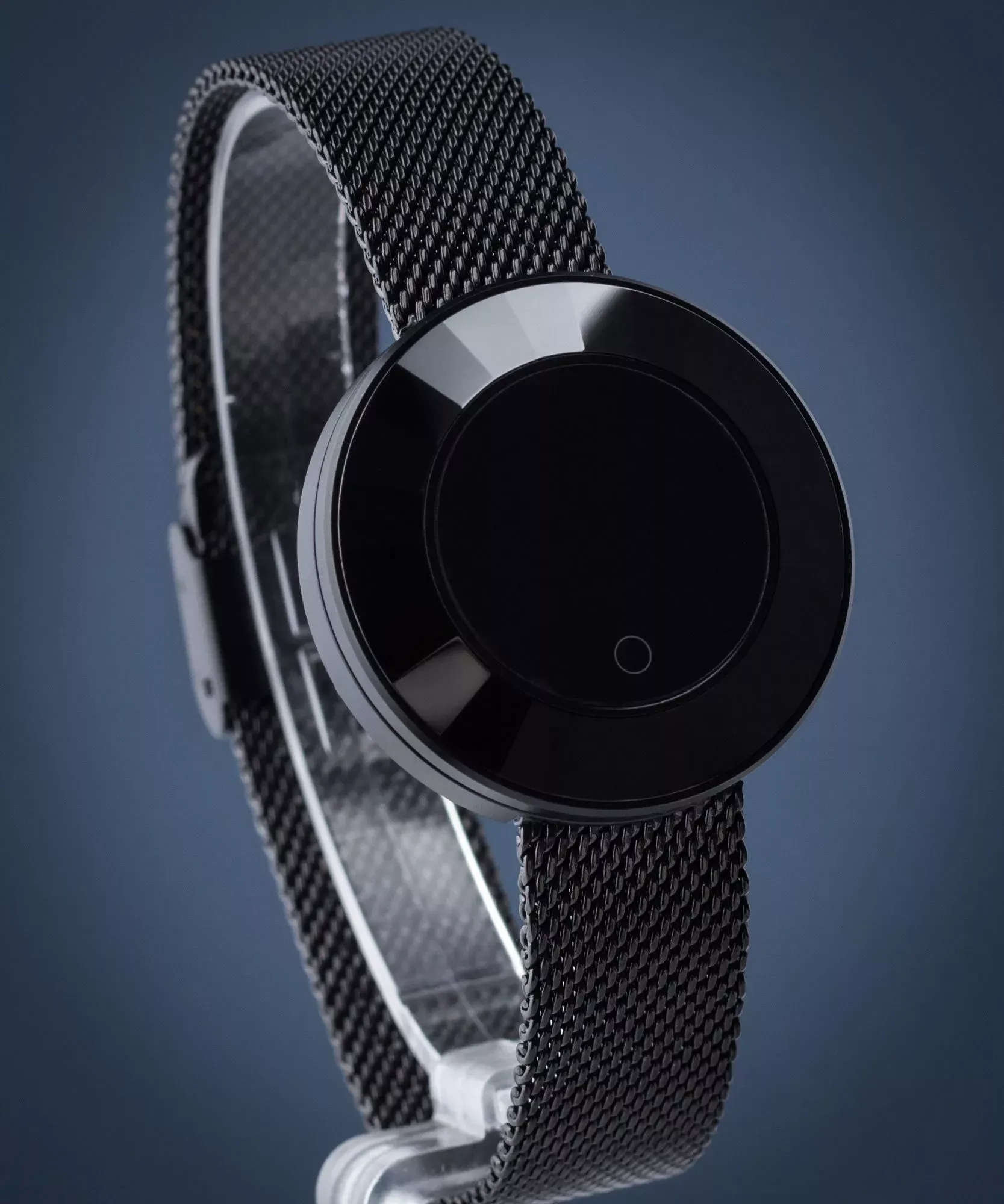 Ladies Smart Watch with Mesh Strap – Stylish Digital Wristwatch - Image 4