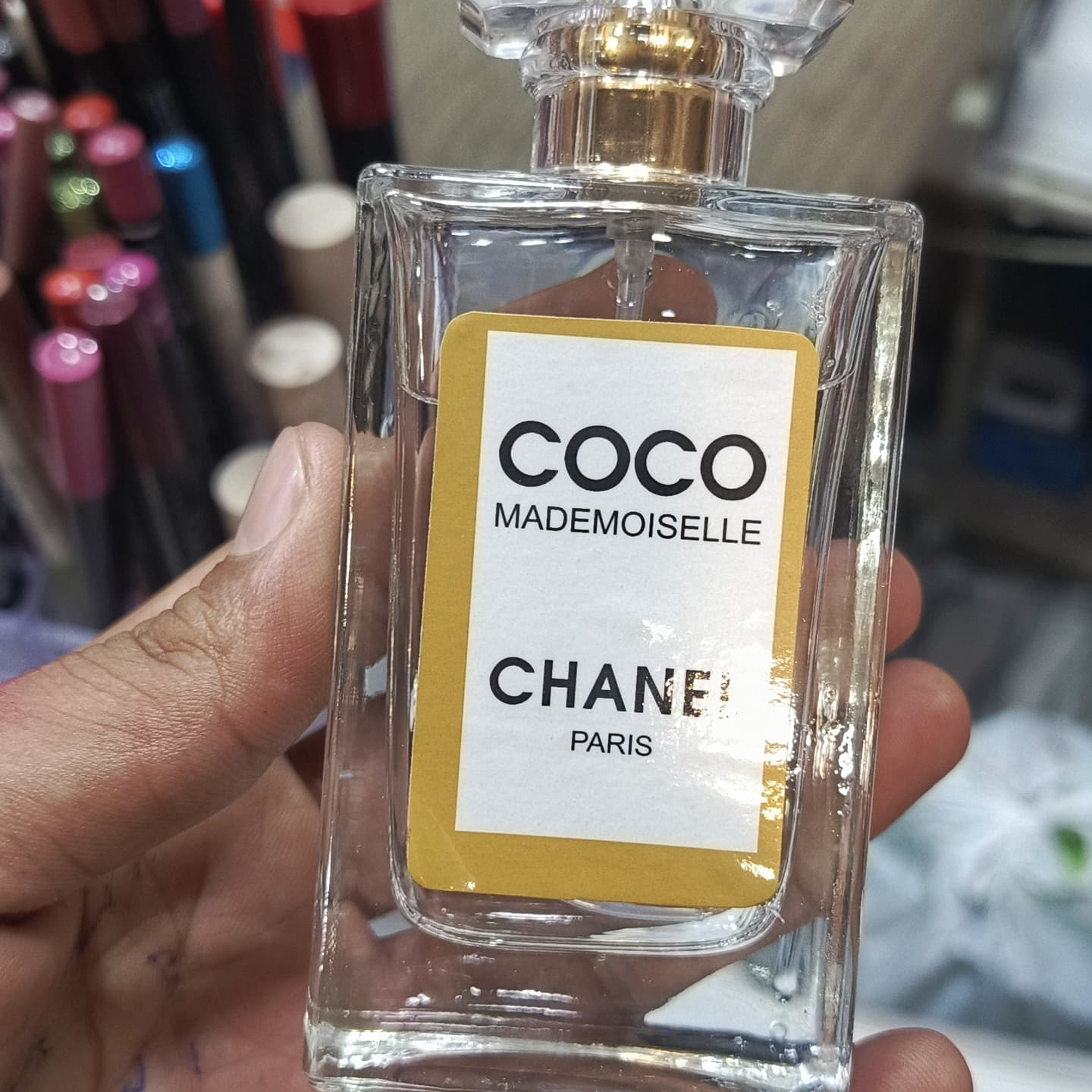 COCO MADEMOISELLE by Chanel Natural Spray – Eau de Parfum Spray 3.4 oz / 100 ml - Image 3