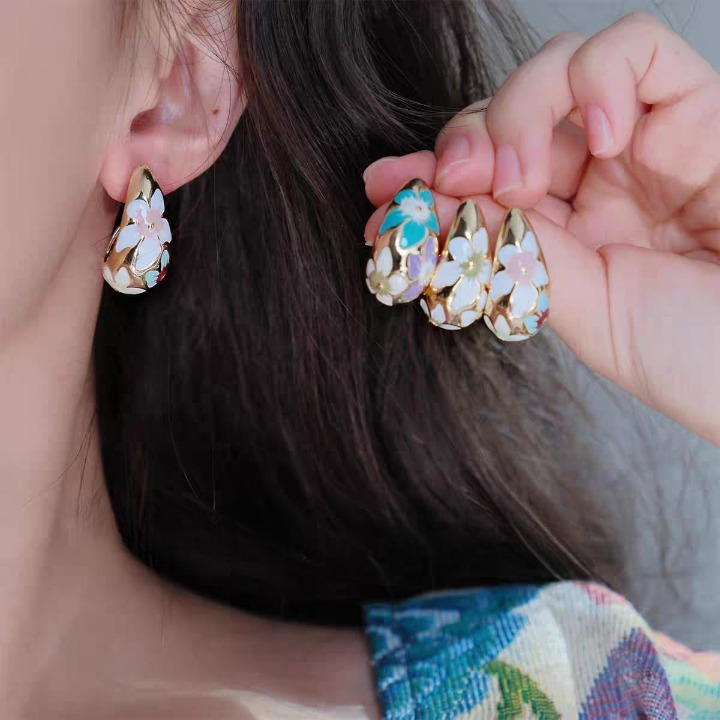 Flower Hollow Drop Earrings – Stylish Women’s Fashion Jewelry in Multiple Colors Pink, Green, Orange, White, Purple, Blue, Red, Black (PQT-105) - Image 2