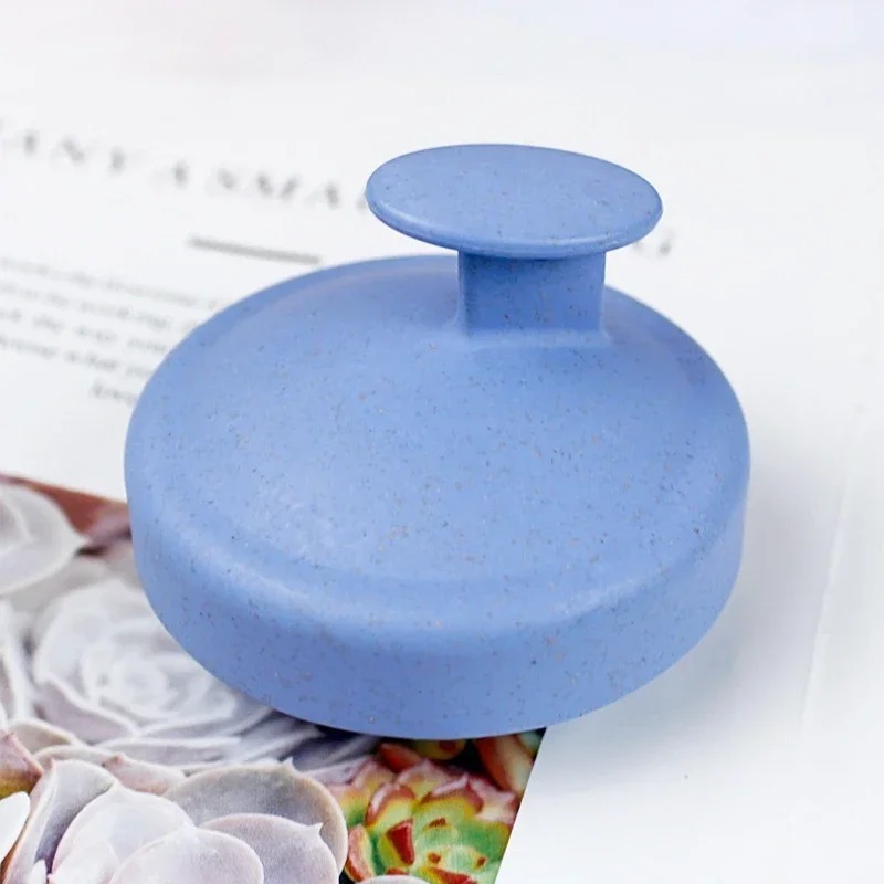 Head Cleansing & Scalp Massage Brush – Soft Bristles for Wet & Dry Use (Random color) - Image 2